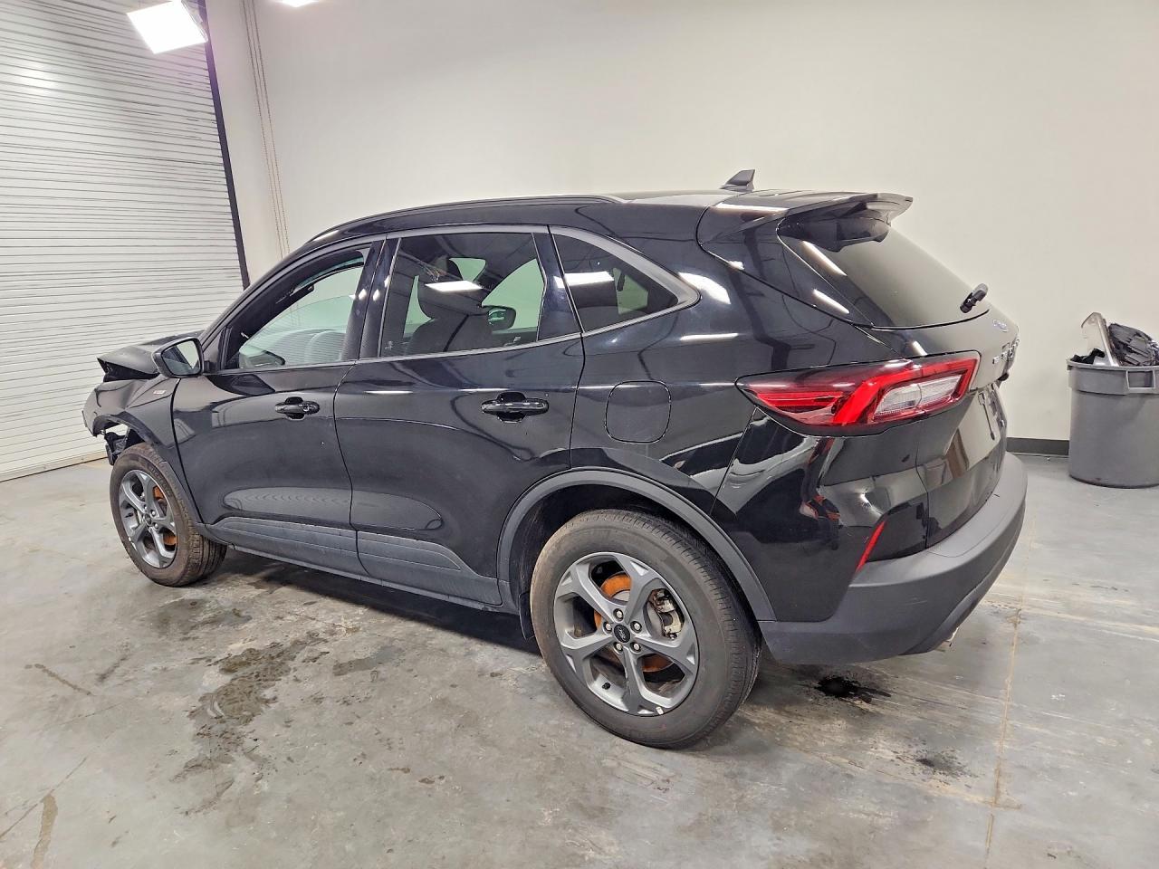 2025 Ford Escape St Line Select - Фото 2