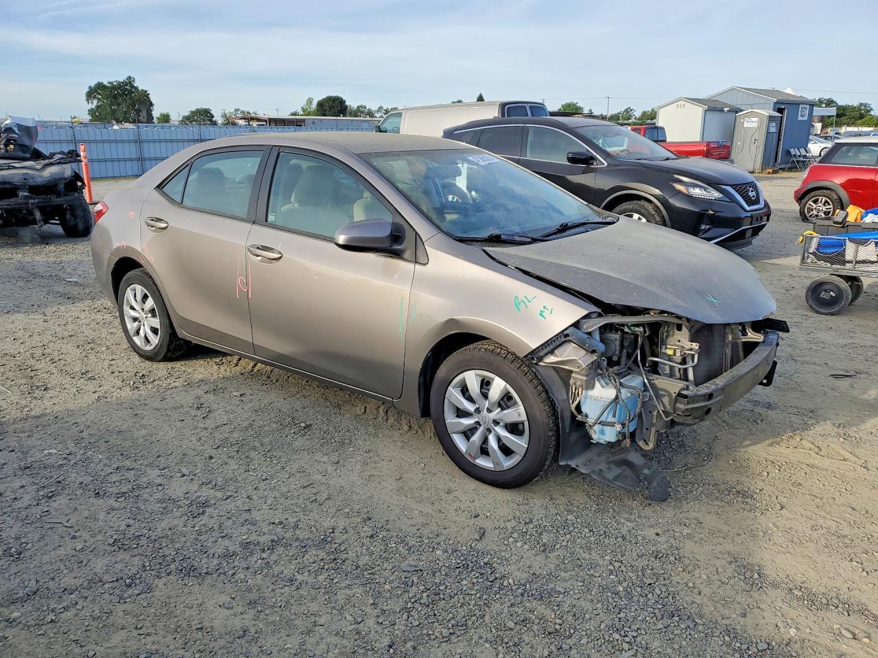 2014 Toyota Corolla Le - Фото 4