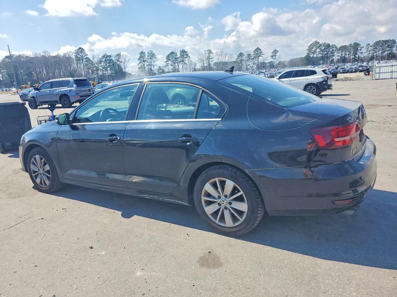 2016 Volkswagen Jetta Se - Фото 2