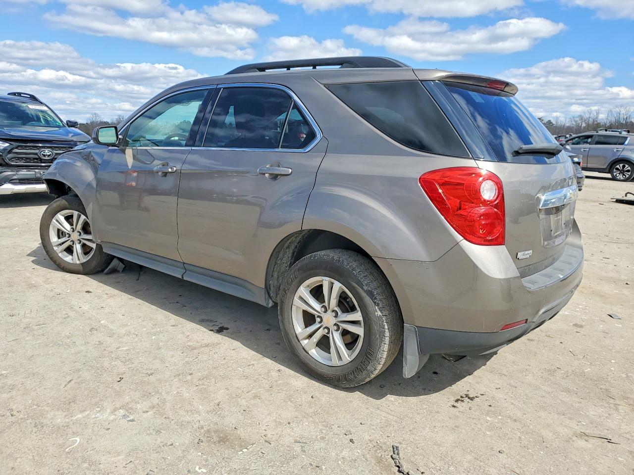 2011 Chevrolet Equinox Lt - Image 2