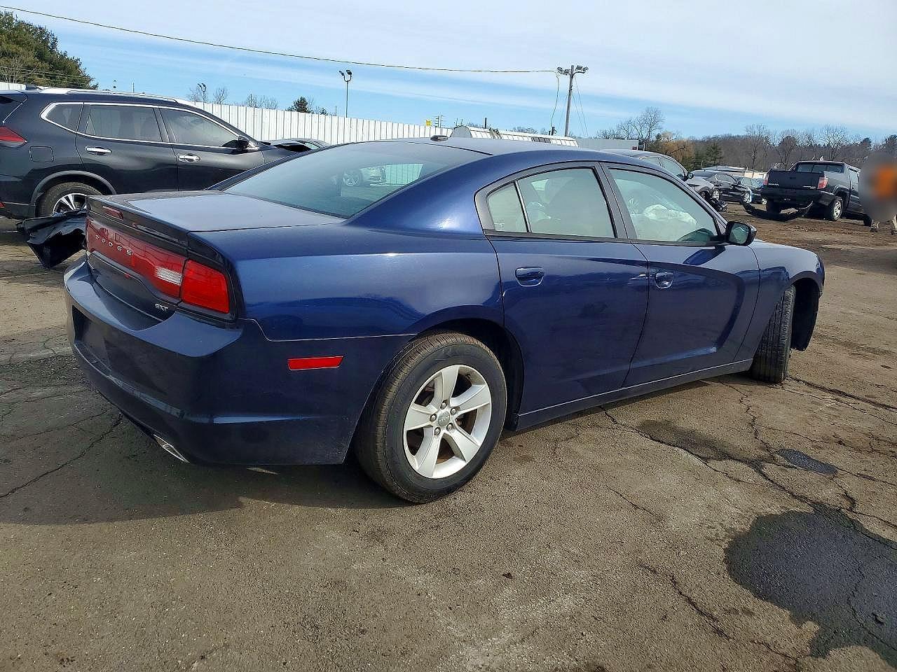 2014 Dodge Charger Sxt - Фото 3