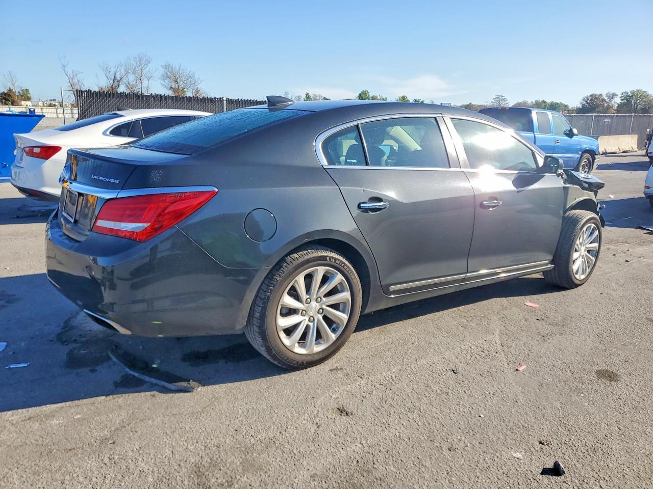 2015 Buick Lacrosse - Image 3