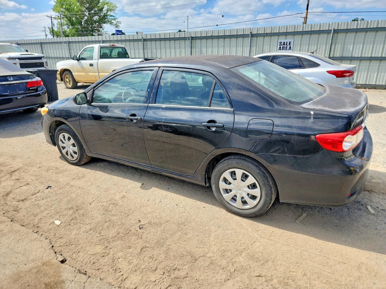 2011 Toyota Corolla Base - Фото 2