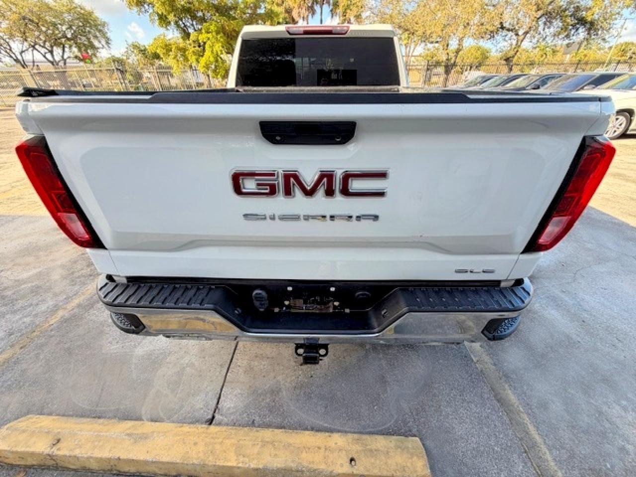 2021 GMC Sierra K1500 Sle - Image 6