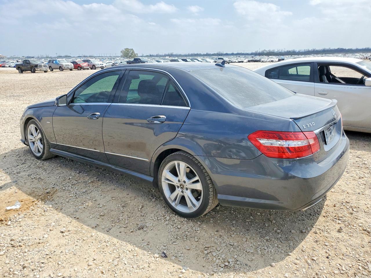 2012 Mercedes-Benz E 350 - Фото 2