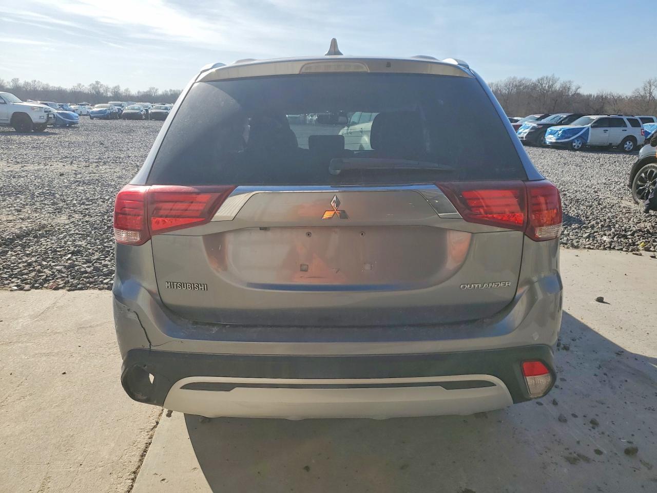 2019 Mitsubishi Outlander Se - Фото 6