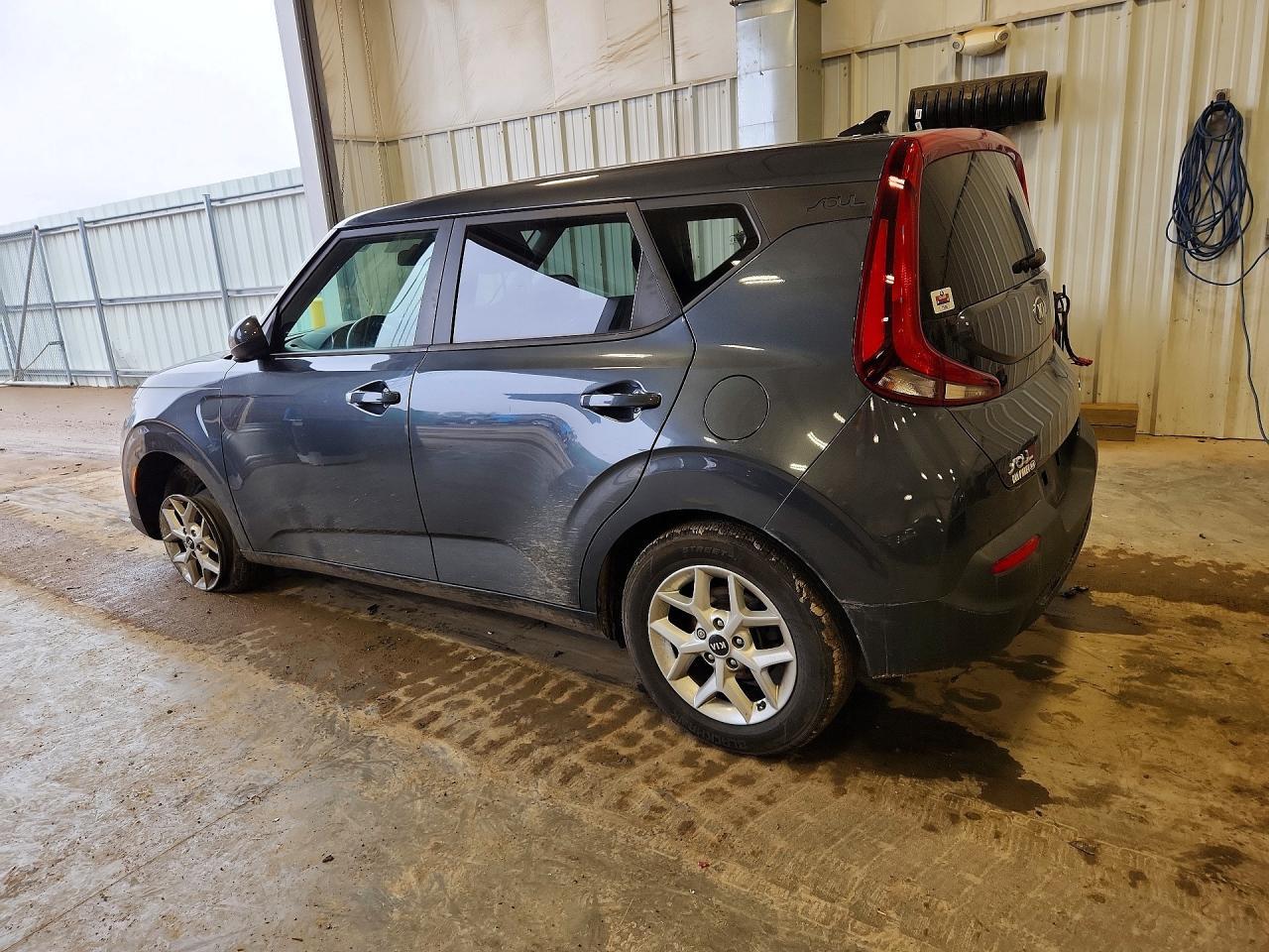 2020 Kia Soul S - Фото 2