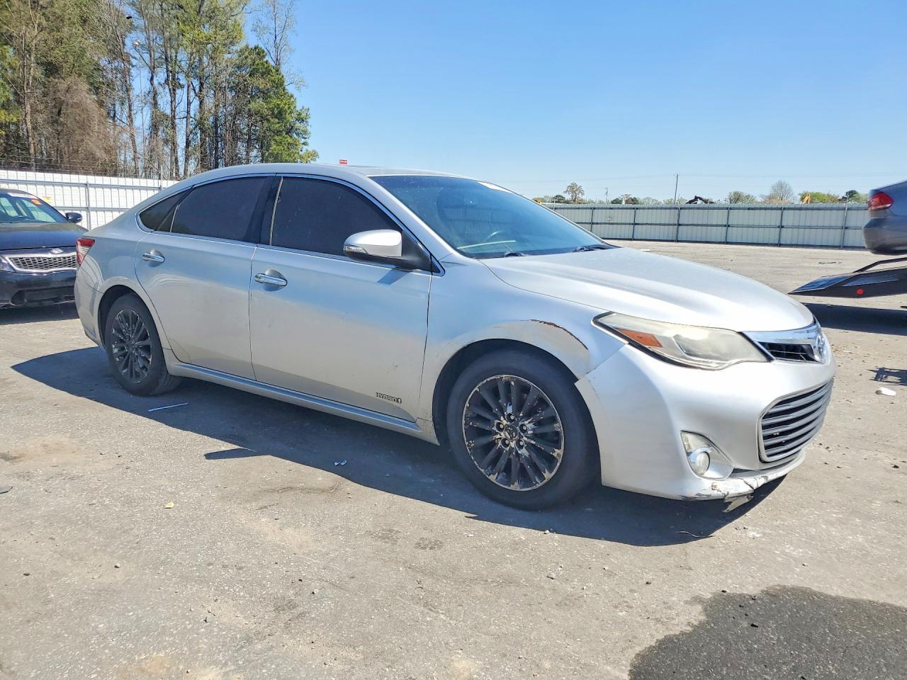 2013 Toyota Avalon Hybrid Xle Touring - Фото 4