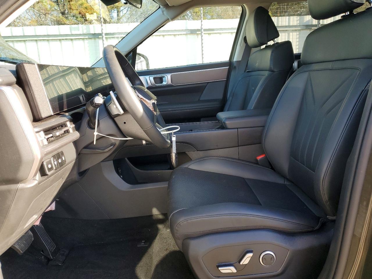2025 Hyundai Santa Fe Sel - Image 7