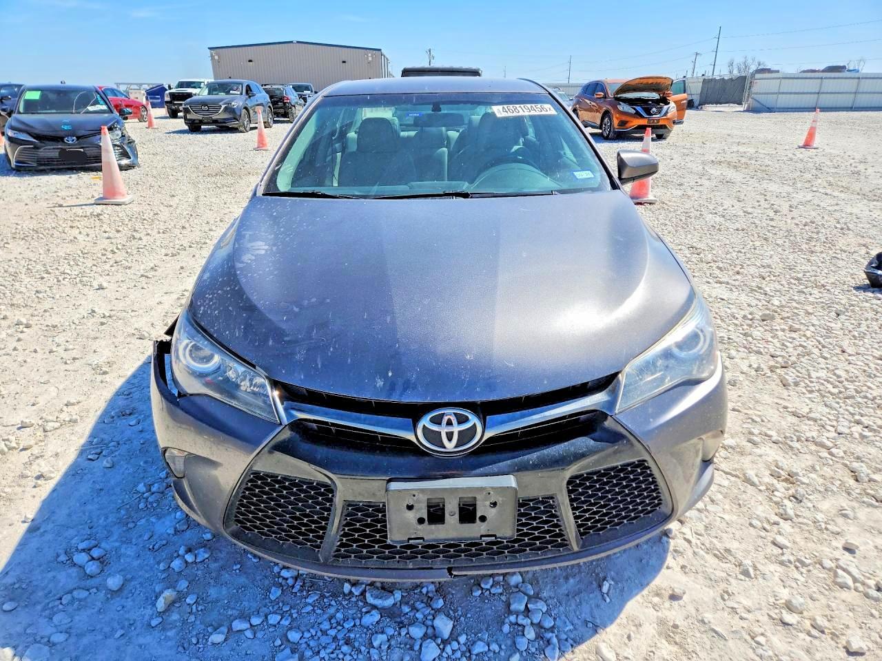 2017 Toyota Camry Se - Фото 5