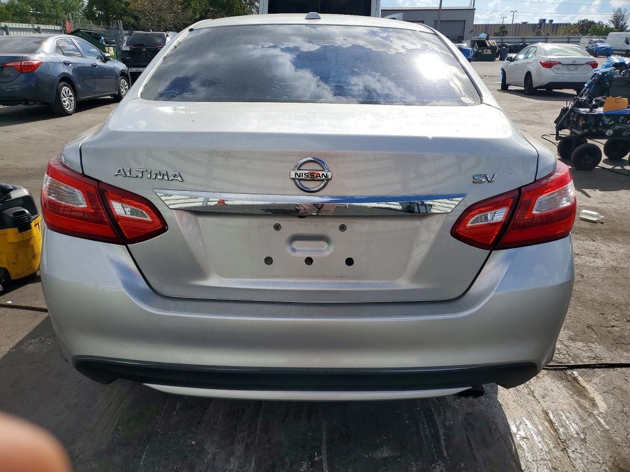 2017 Nissan Altima 2.5 Sv - Фото 6