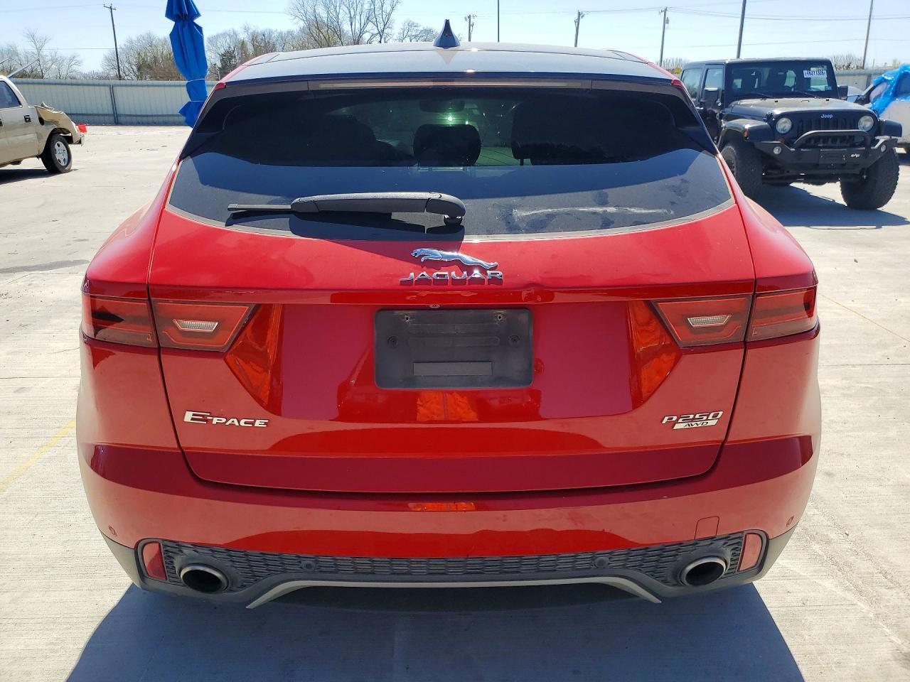 2019 Jaguar E-Pace S - Фото 6