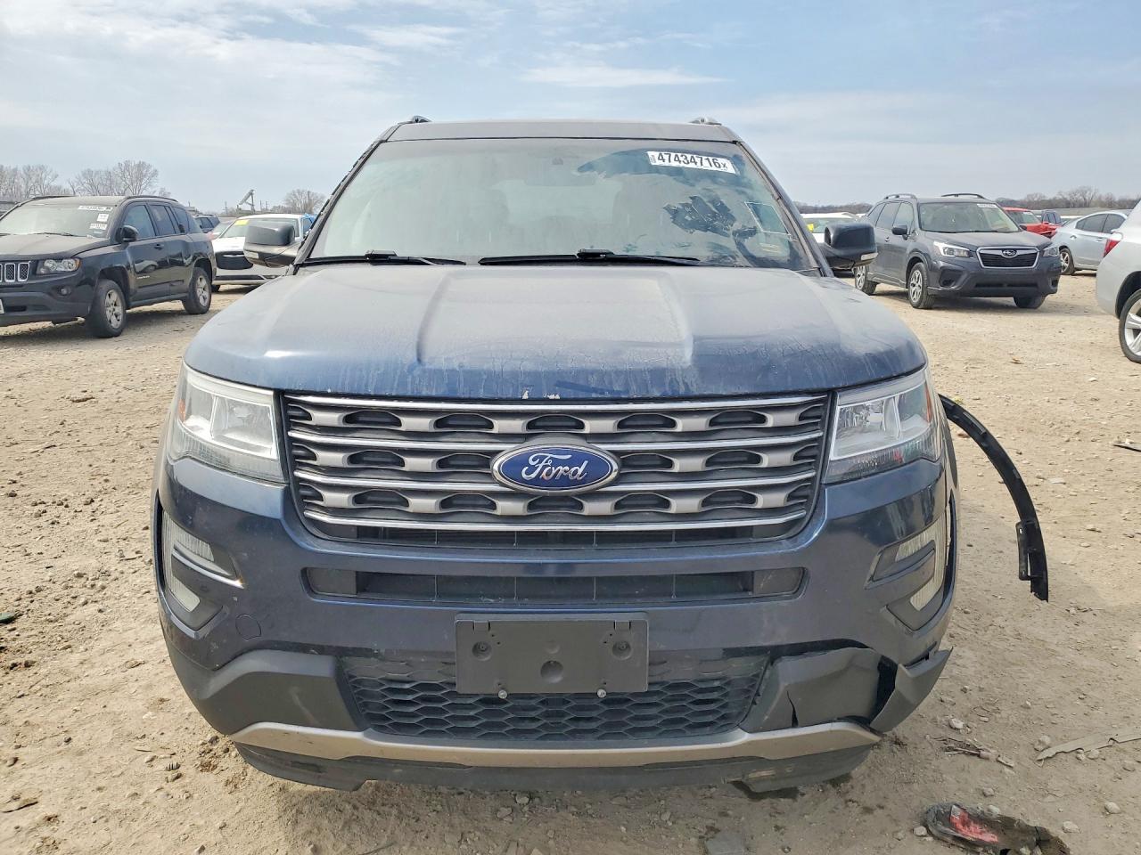 2016 Ford Explorer Xlt - Фото 5