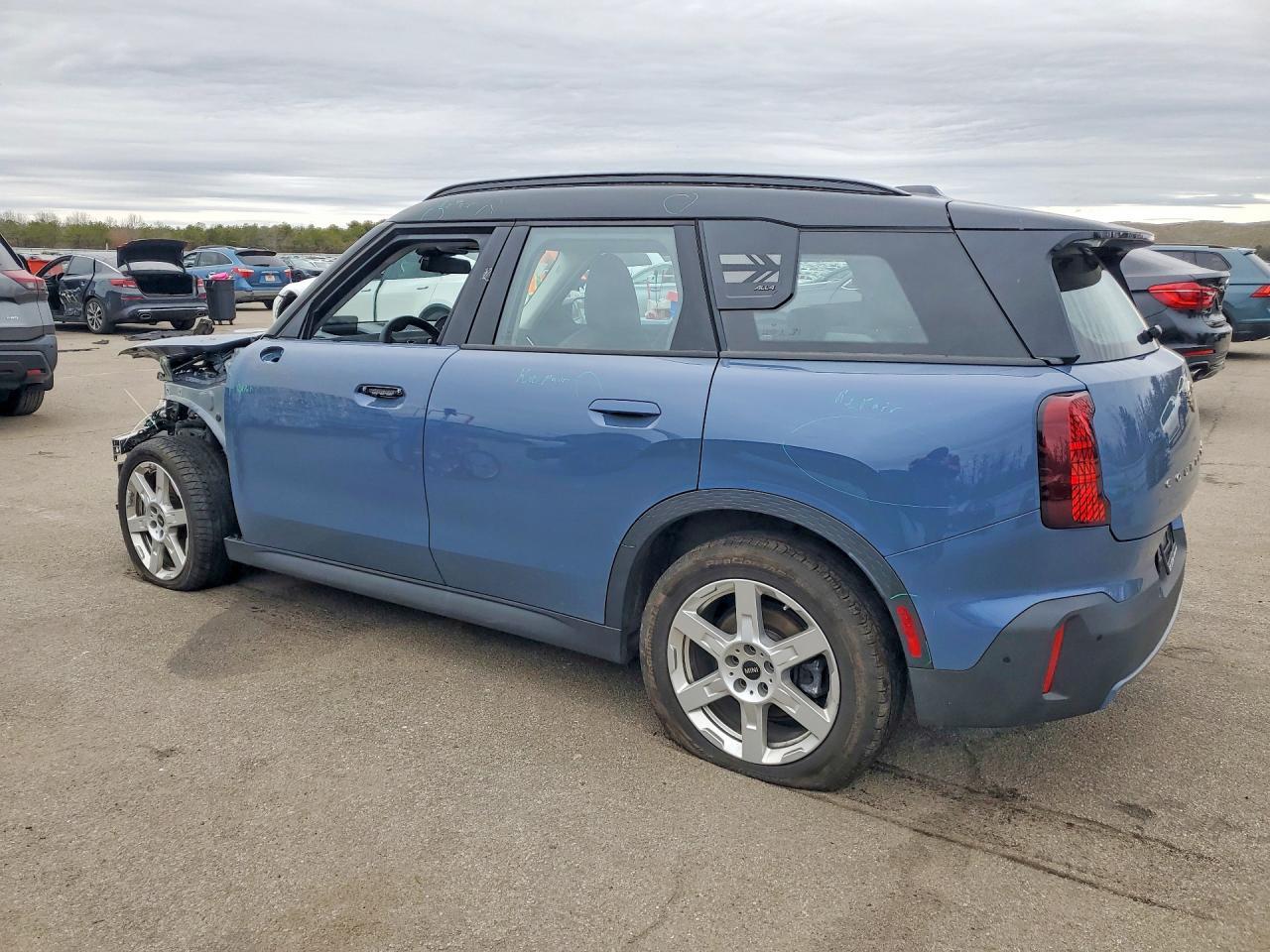 2025 Mini Countryman S All4 - Фото 2