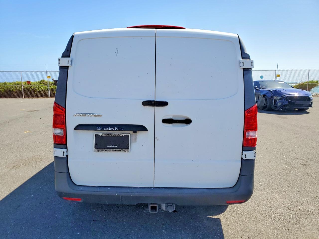 2020 Mercedes Benz Metris Delivery Van - Фото 6