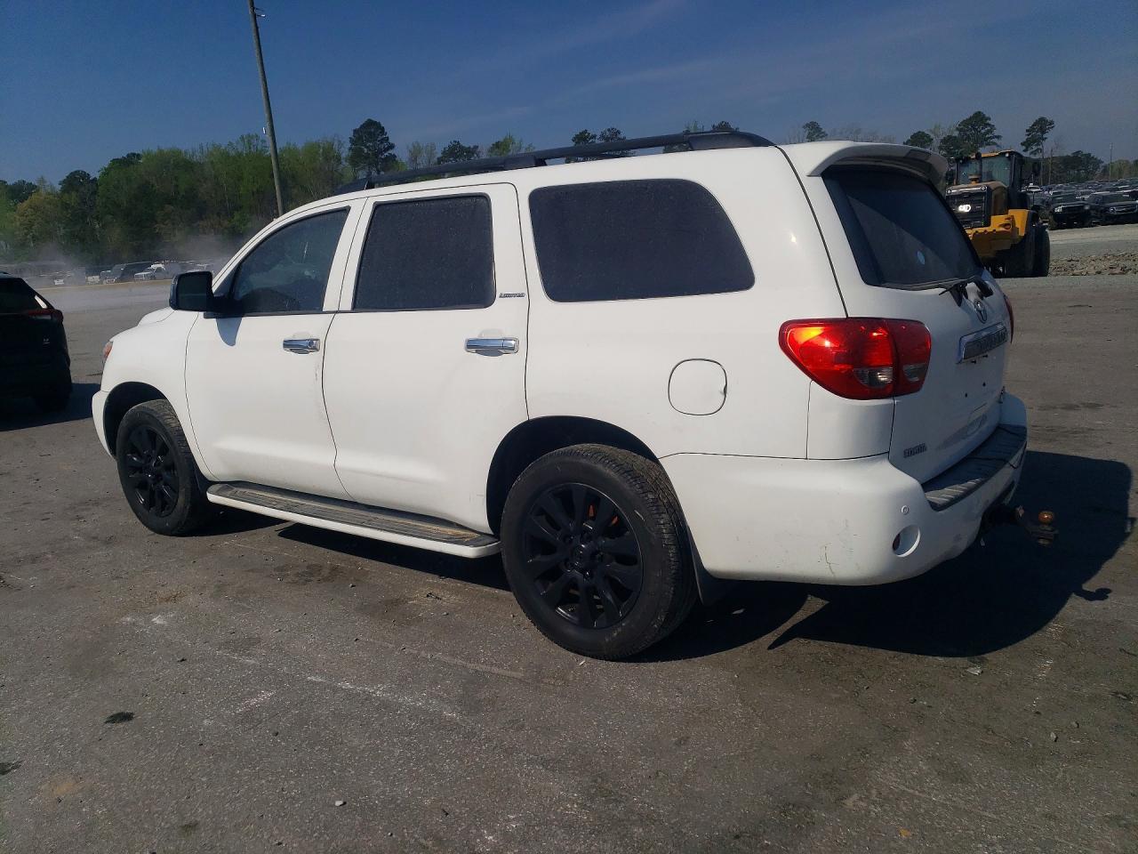 2010 Toyota Sequoia Limited - Фото 2