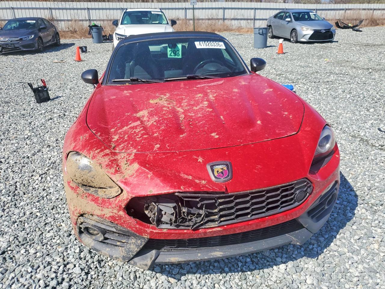 2017 Fiat 124 Spider Classica - Image 5