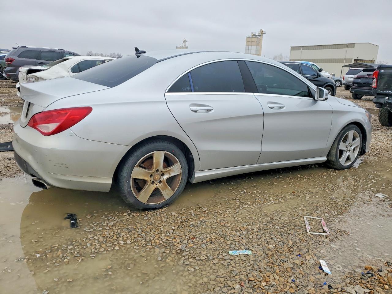 2015 Mercedes-Benz Cla 250 - Фото 3