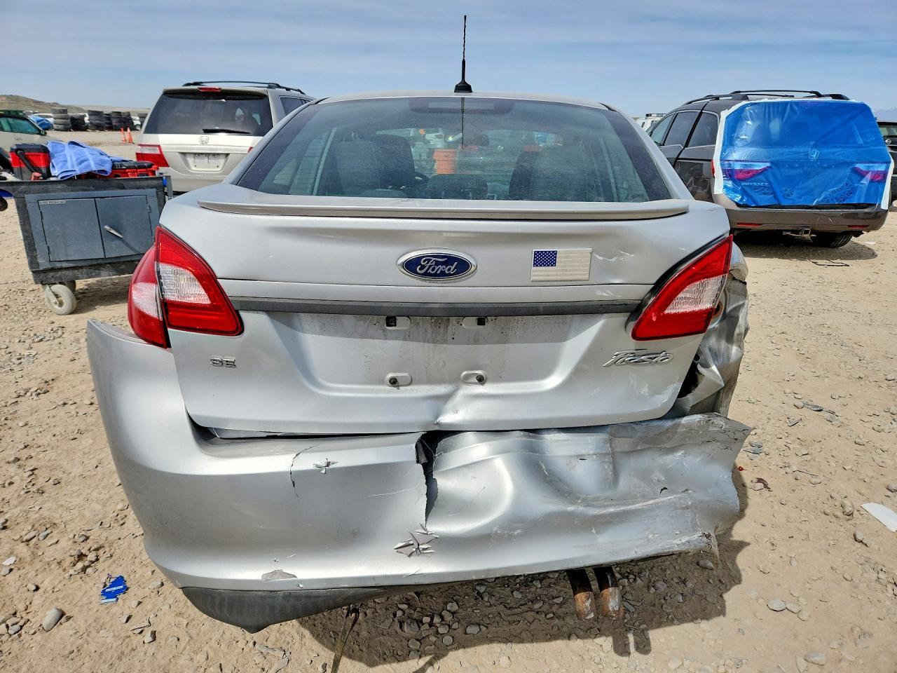 2013 Ford Fiesta Se - Image 6