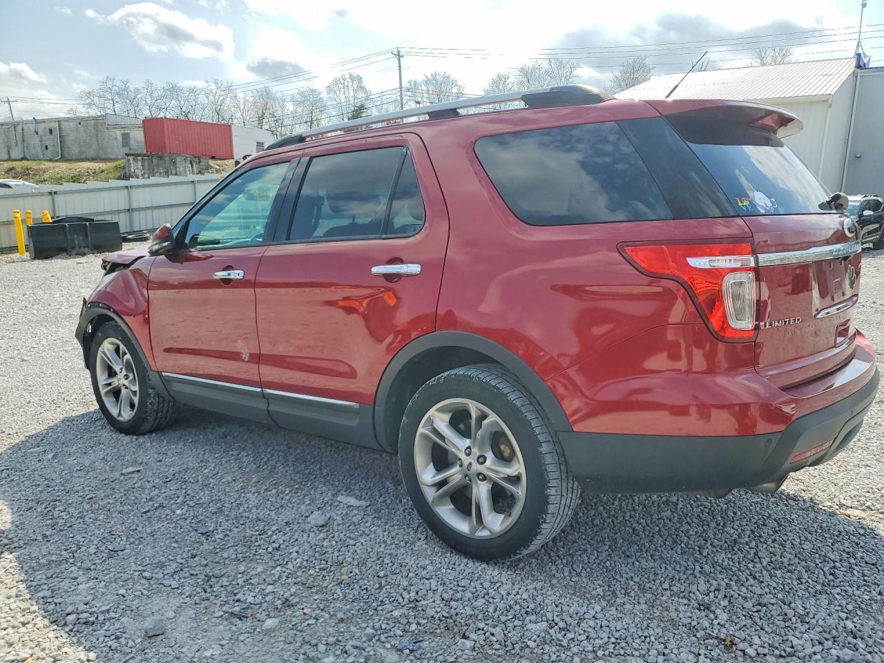 2014 Ford Explorer Limited - Image 2
