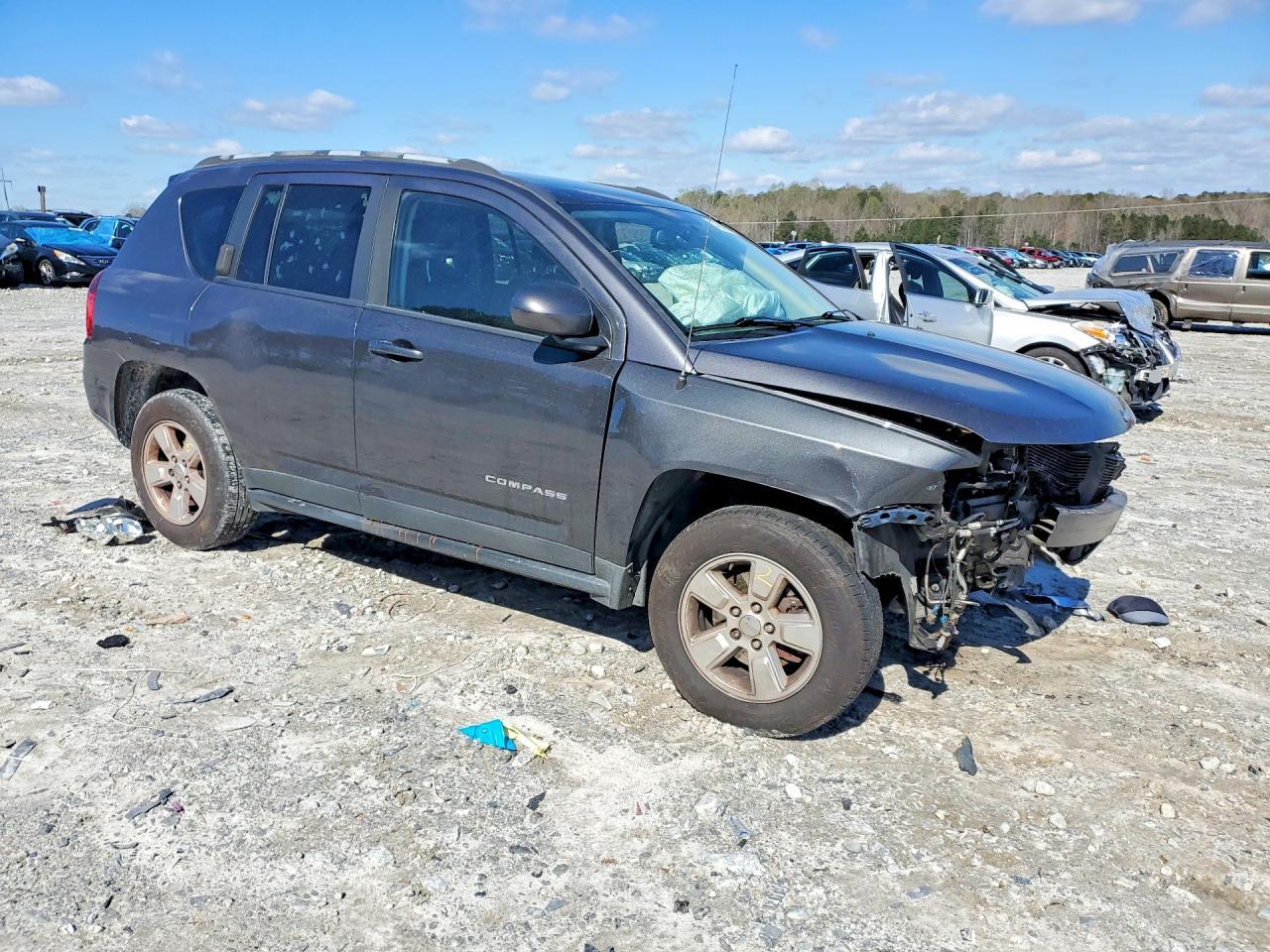 2017 Jeep Compass Latitude - Фото 4