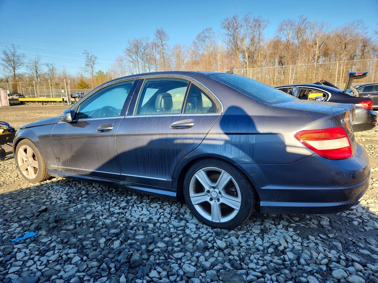 2011 Mercedes-Benz C 300 4Matic - Фото 2