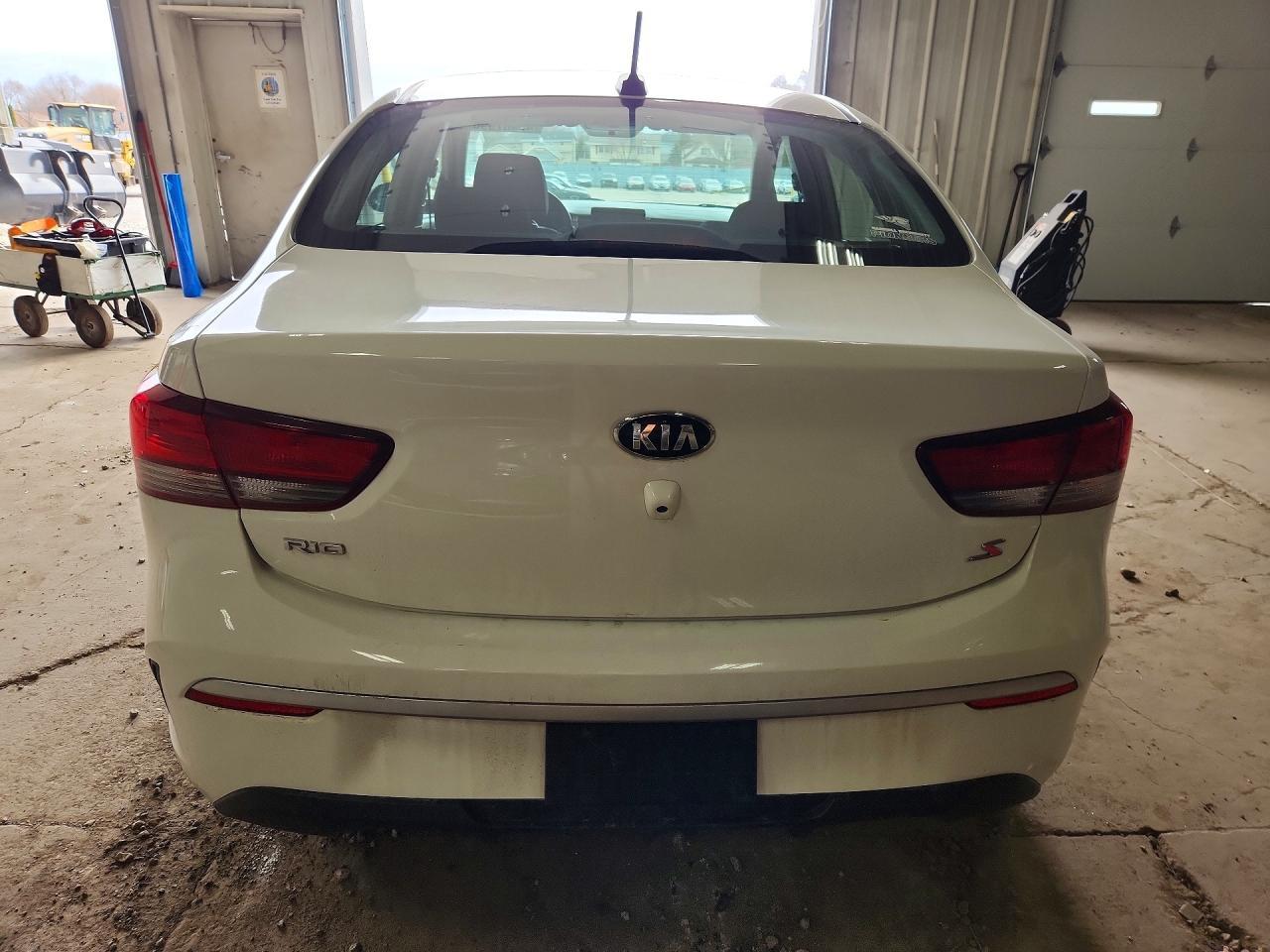 2021 Kia Rio S - Фото 6
