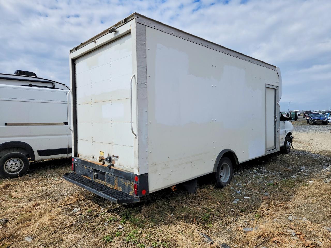 2019 Chevrolet Express Delivery Truck - Image 3