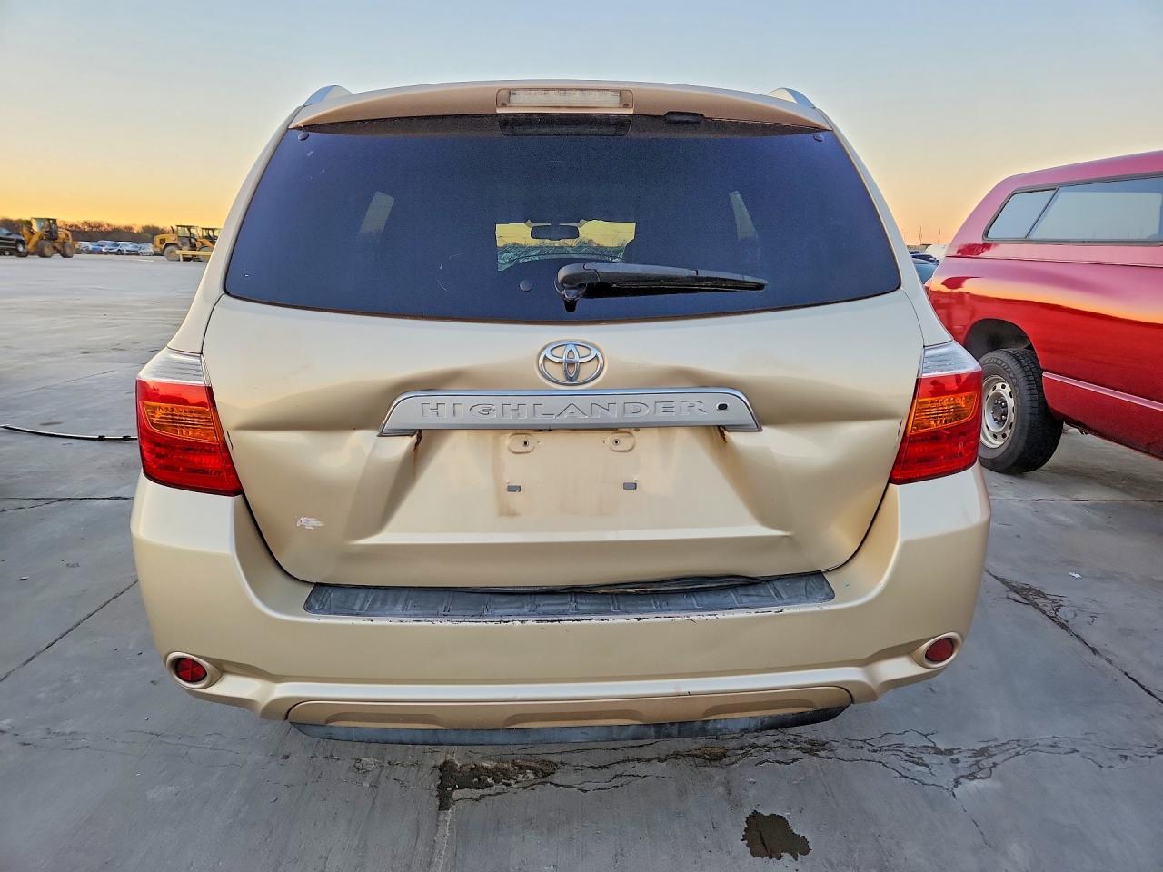 2010 Toyota Highlander Limited - Image 6