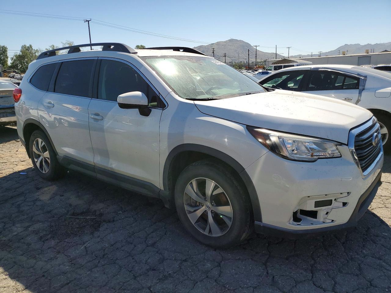 2020 Subaru Ascent Premium - Фото 4