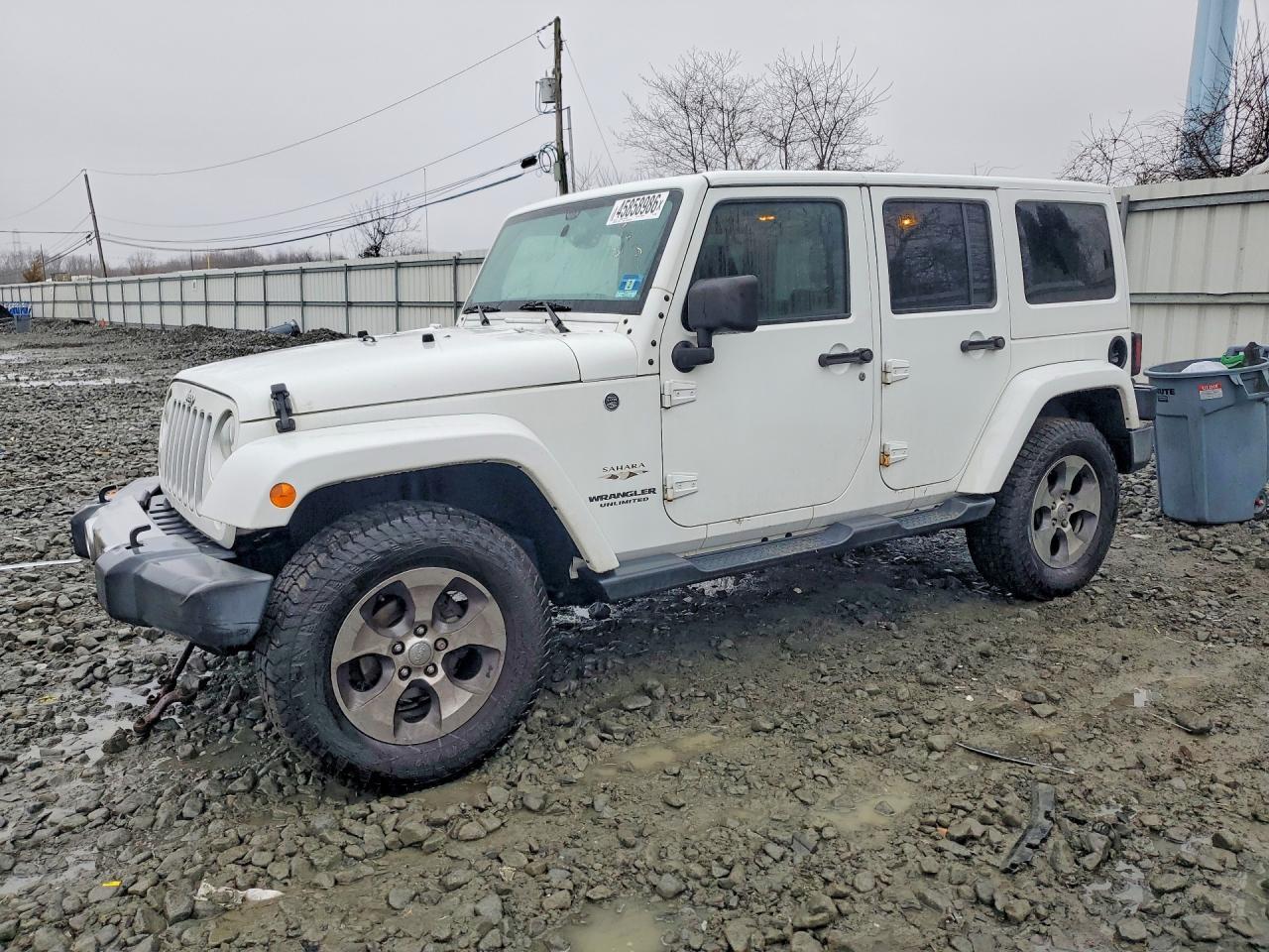 2016 Jeep Wrangler Unlimited Sahara