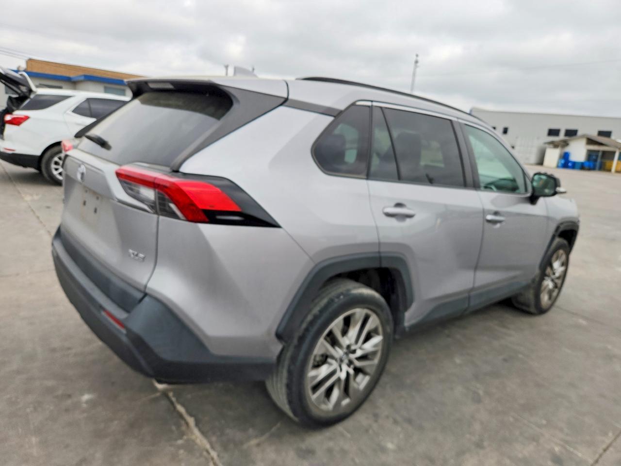 2019 Toyota Rav4 Xle Premium - Фото 3