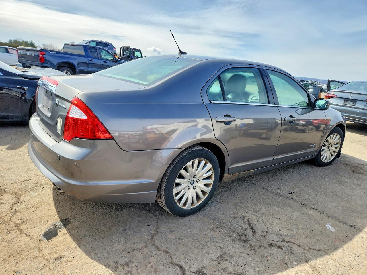2010 Ford Fusion - Фото 3