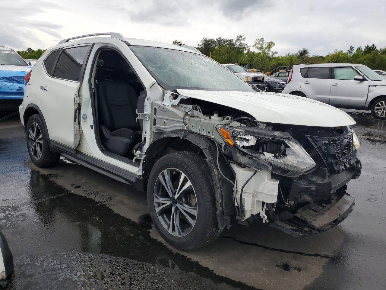 2017 Nissan Rouge - Image 4