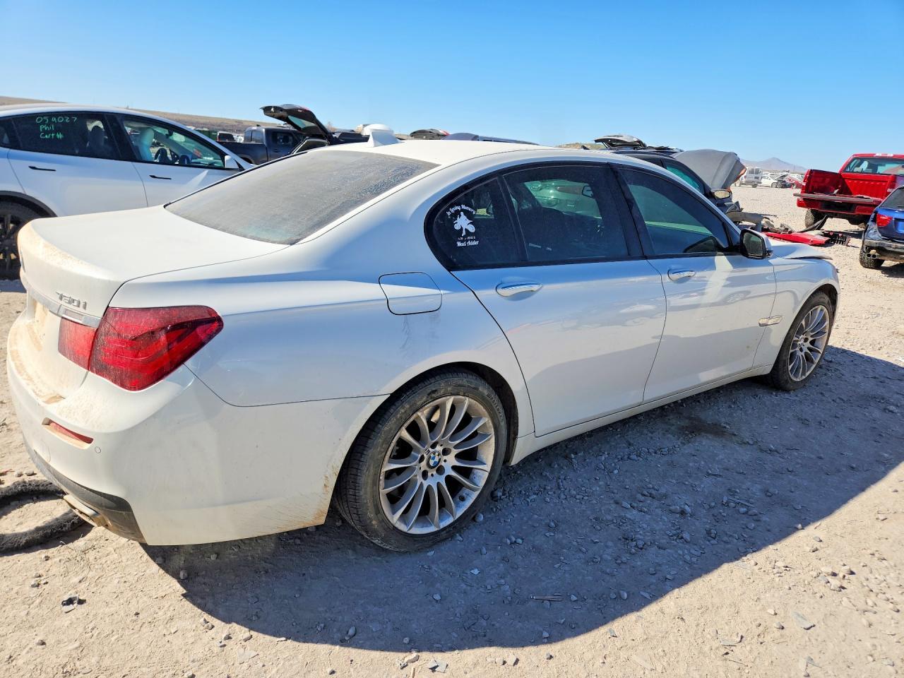 2014 BMW 750 Xi - Image 3