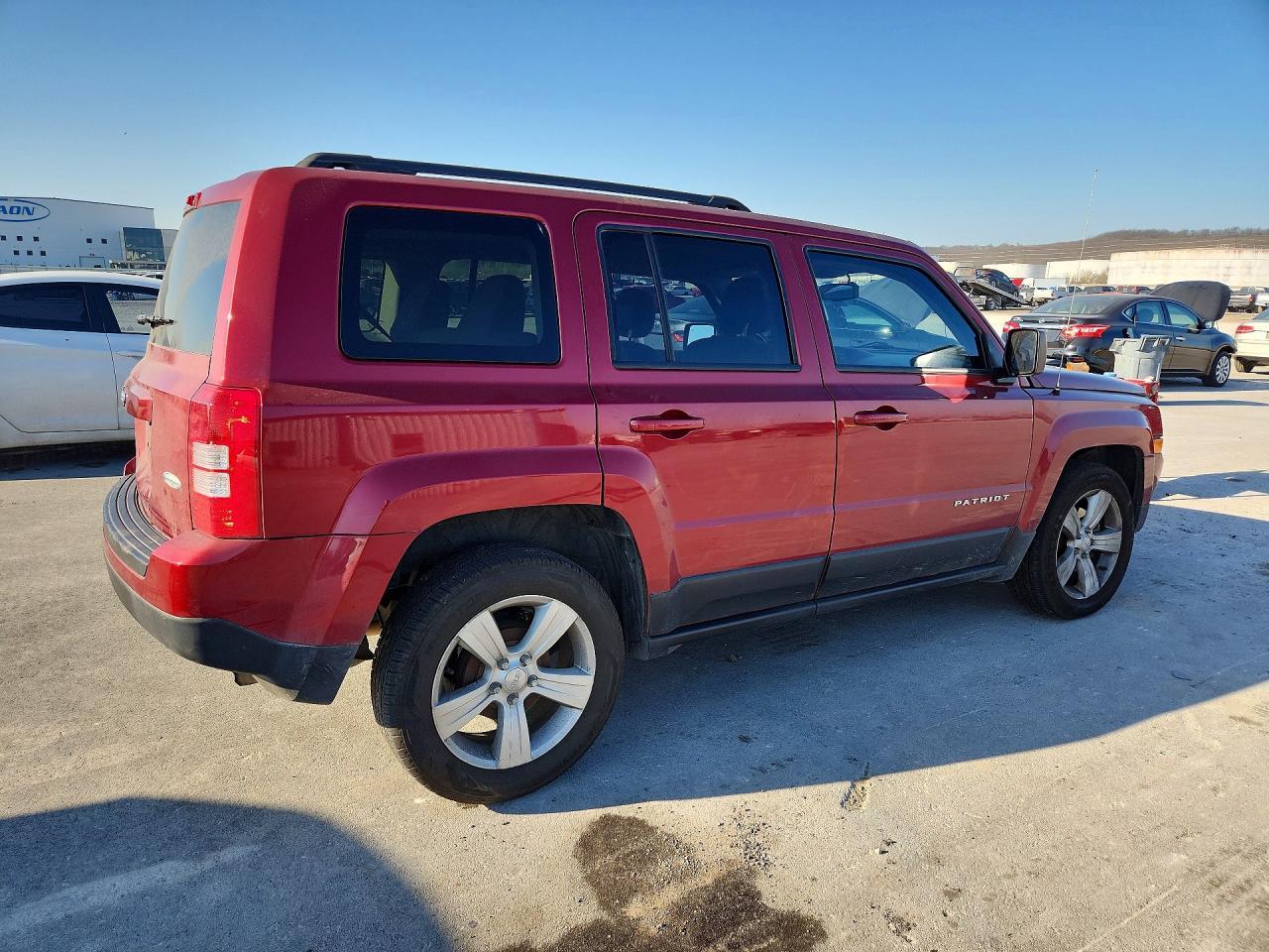 2013 Jeep Patriot Latitude - Фото 3