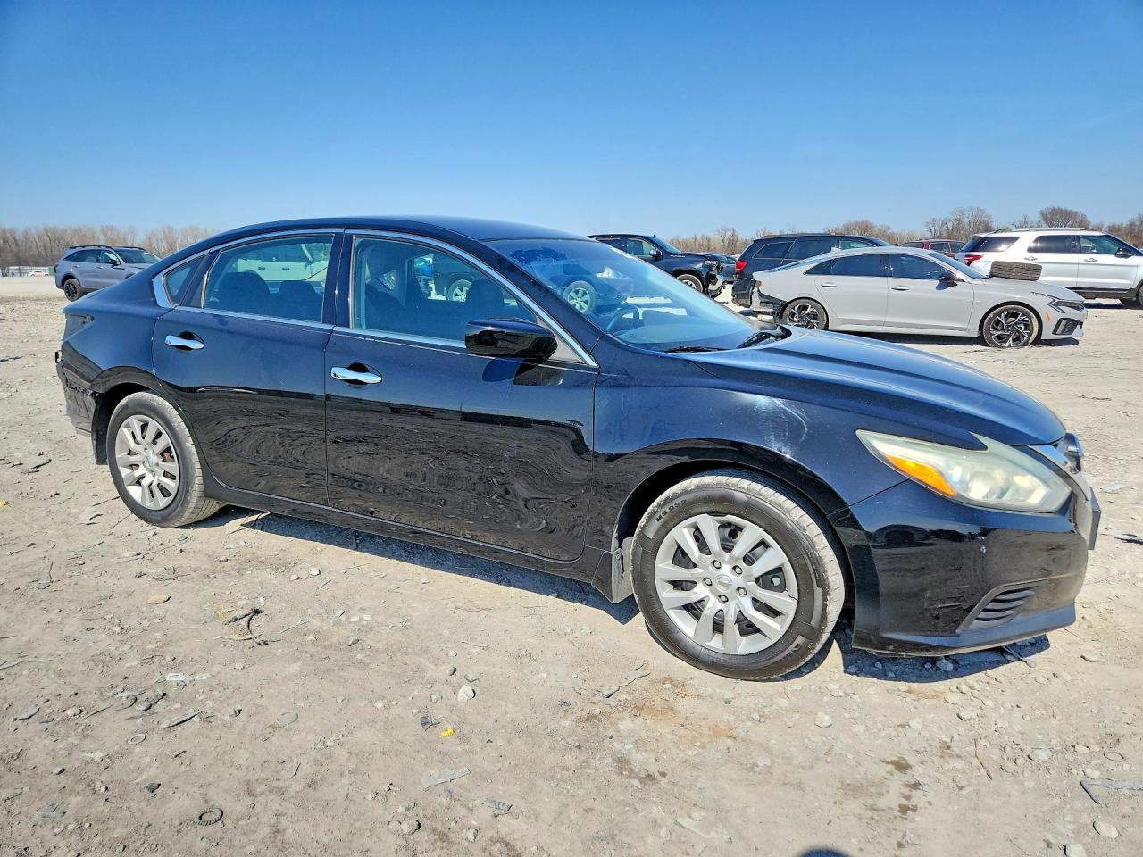 2017 Nissan Altima 2.5 S - Image 4