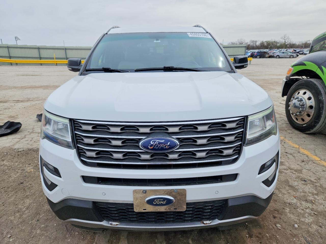 2017 Ford Explorer Xlt - Фото 5