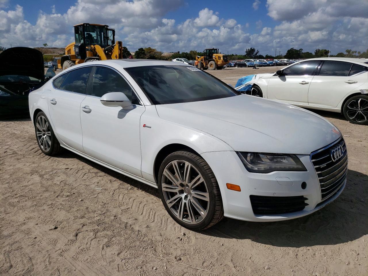 2014 Audi A7 Premium Plus - Фото 4