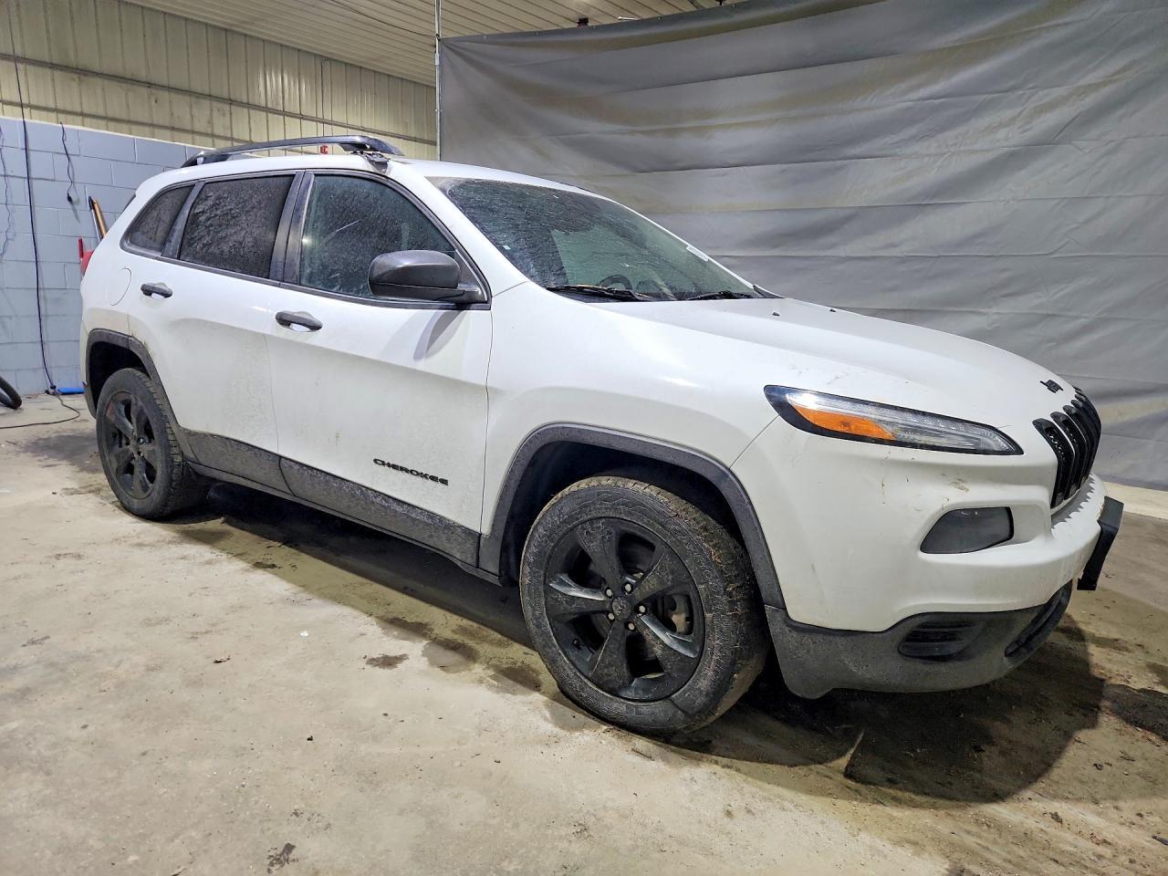 2017 Jeep Cherokee Sport - Фото 4