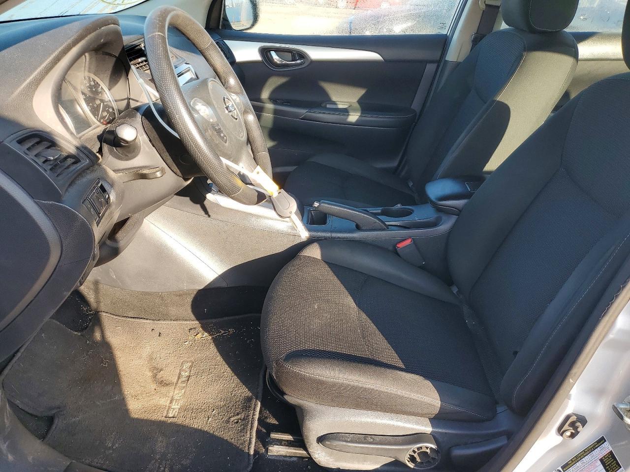 2019 Nissan Sentra S - Image 7