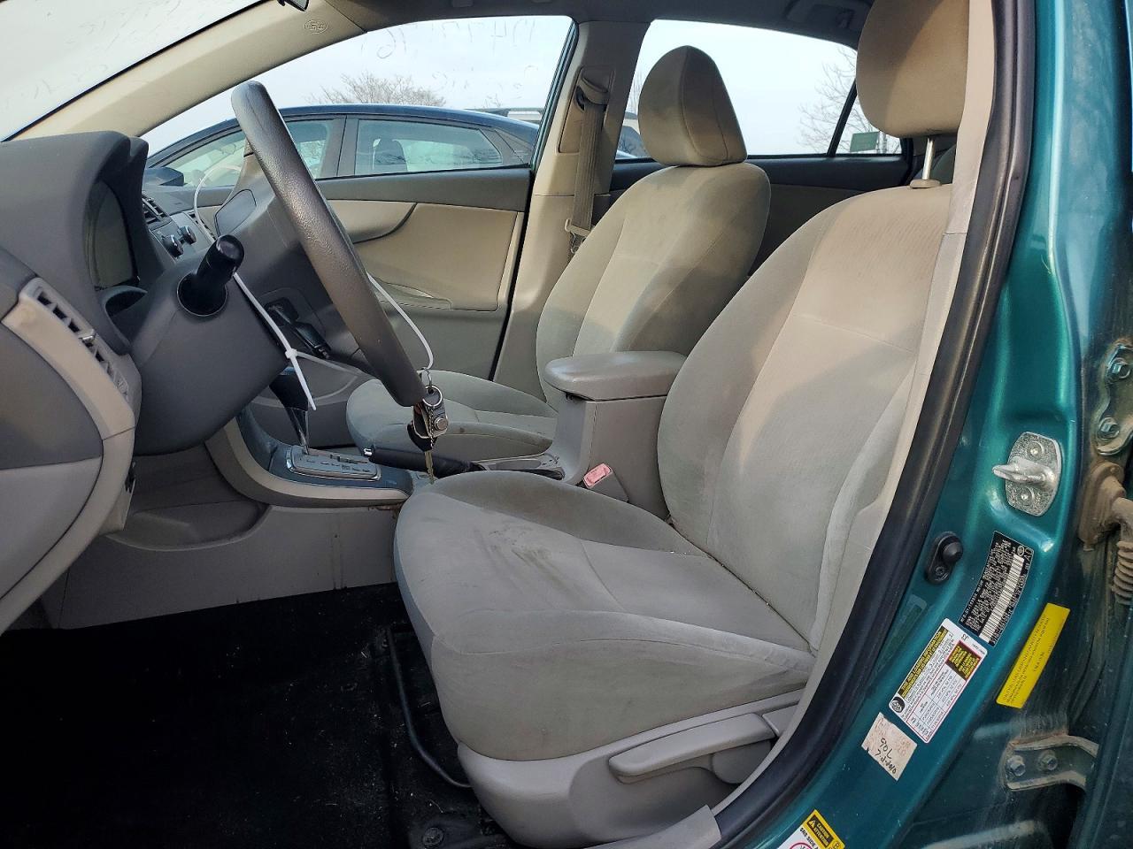 2010 Toyota Corolla Le - Image 7