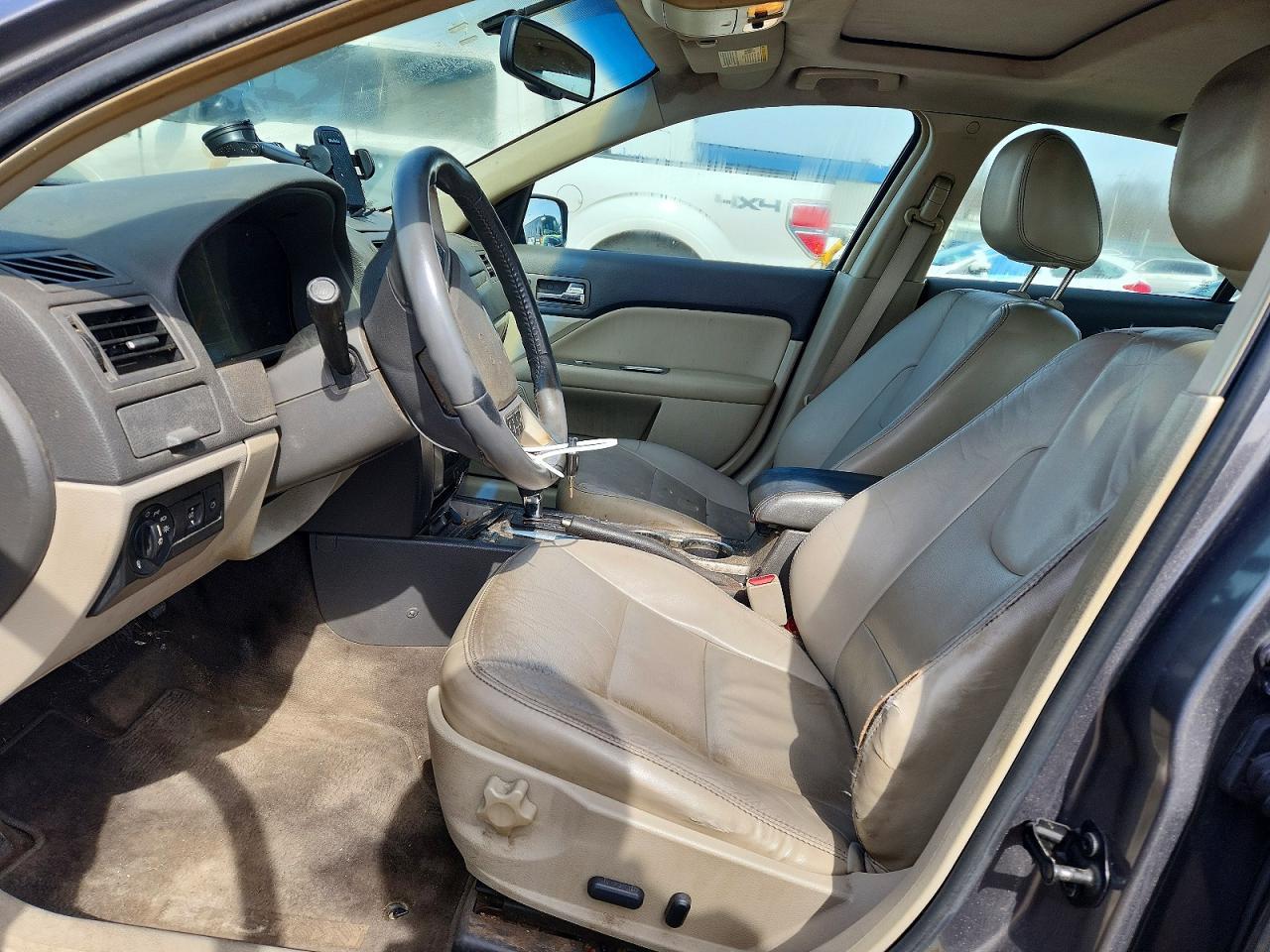 2010 Ford Fusion - Фото 7