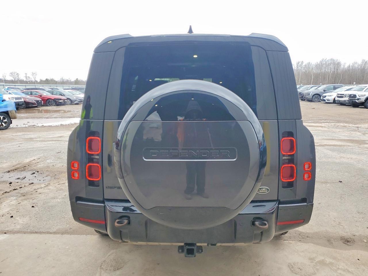 2023 Land Rover Defender 130 X-Dynamic Se - Фото 6