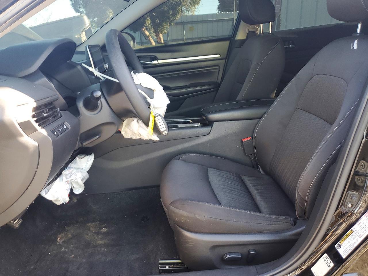2021 Nissan Altima Sv - Image 7