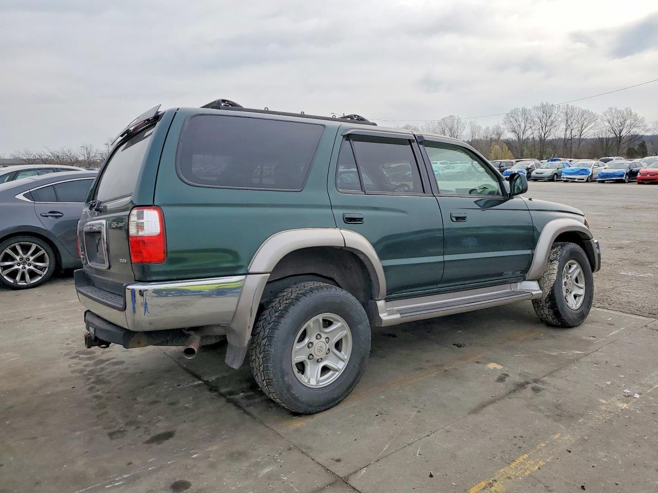 2002 Toyota 4Runner Sr5 - Image 3