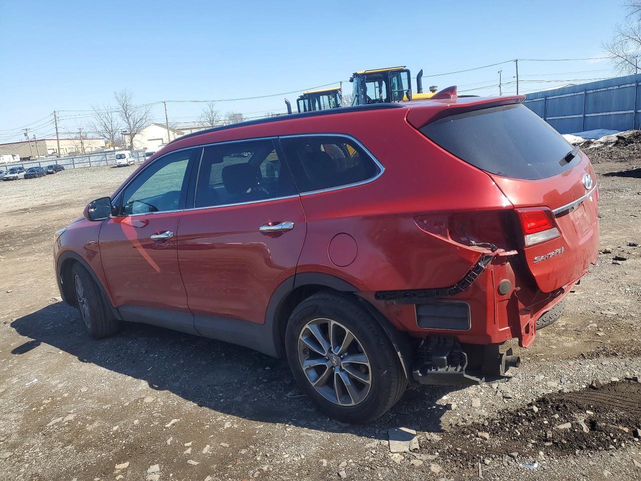 2018 Hyundai Santa Fe Se - Image 2