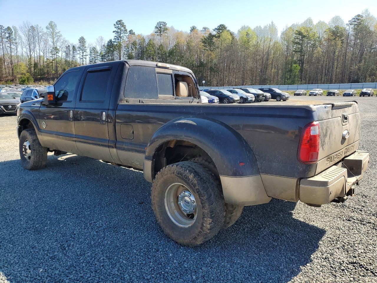 2013 Ford F350 Super Duty - Фото 2