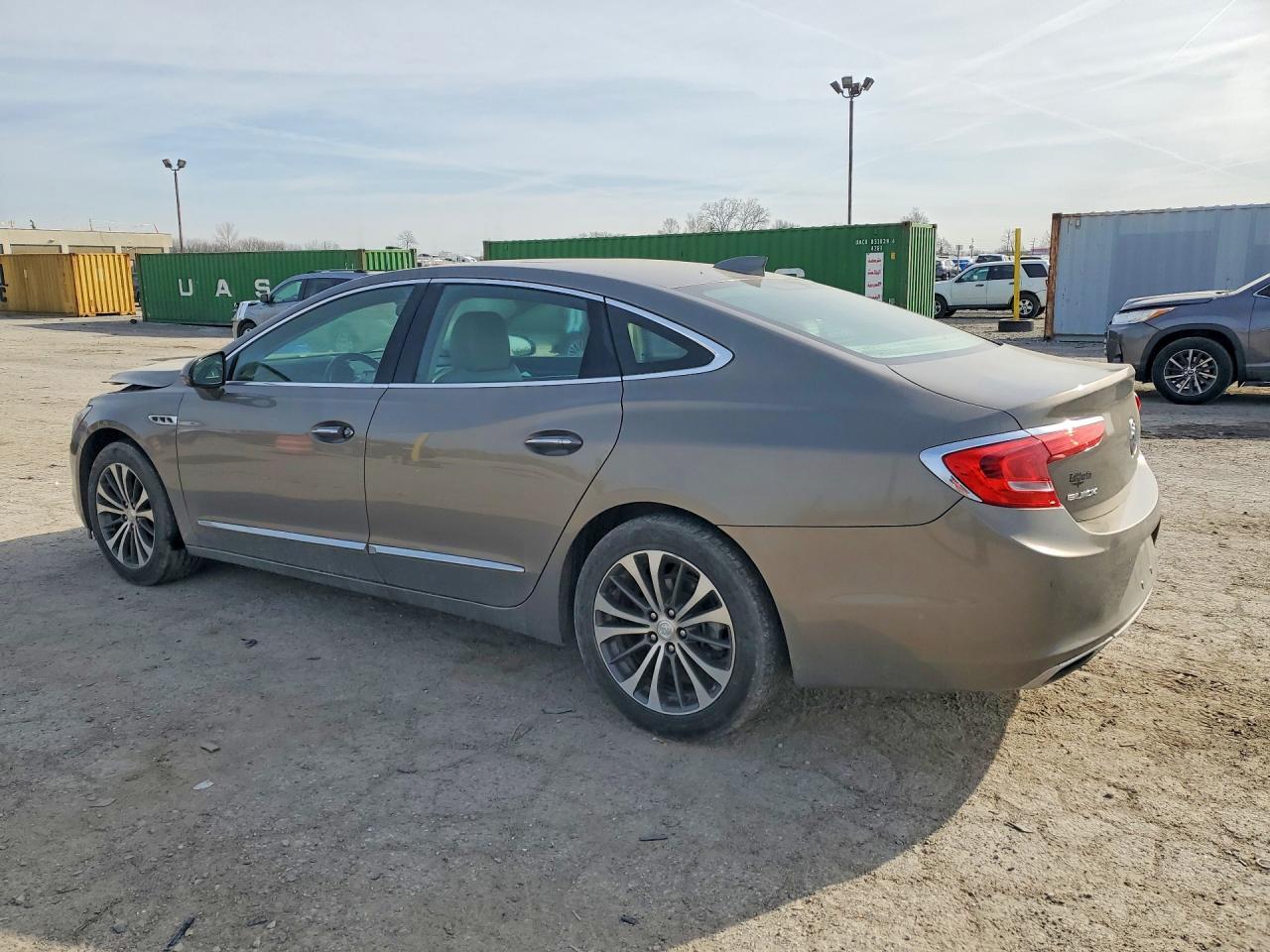 2017 Buick Lacrosse Essence - Фото 2