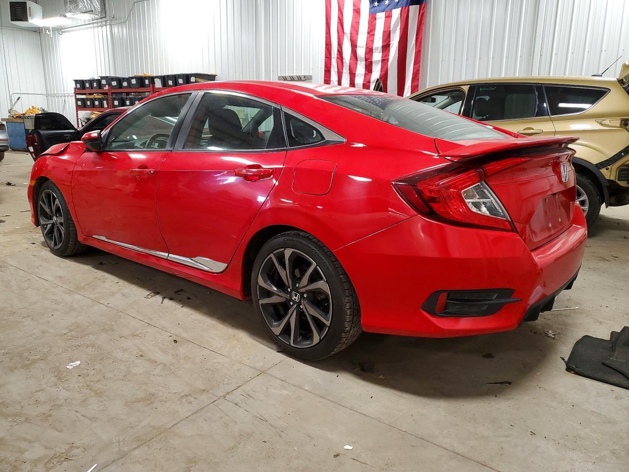 2020 Honda Civic Sport - Фото 2